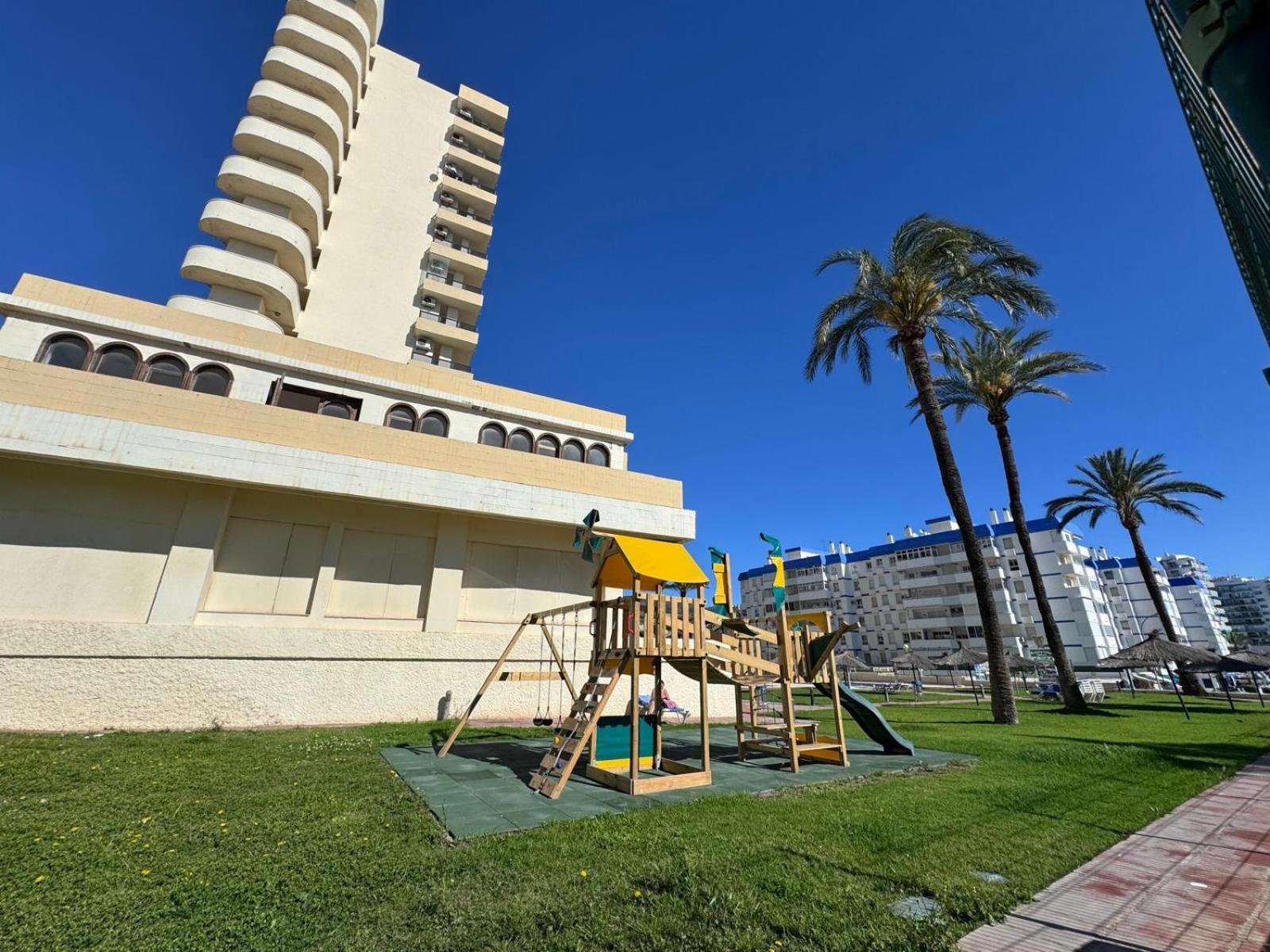 Aloha Playa Studio Sea Views Benalmádena Esterno foto